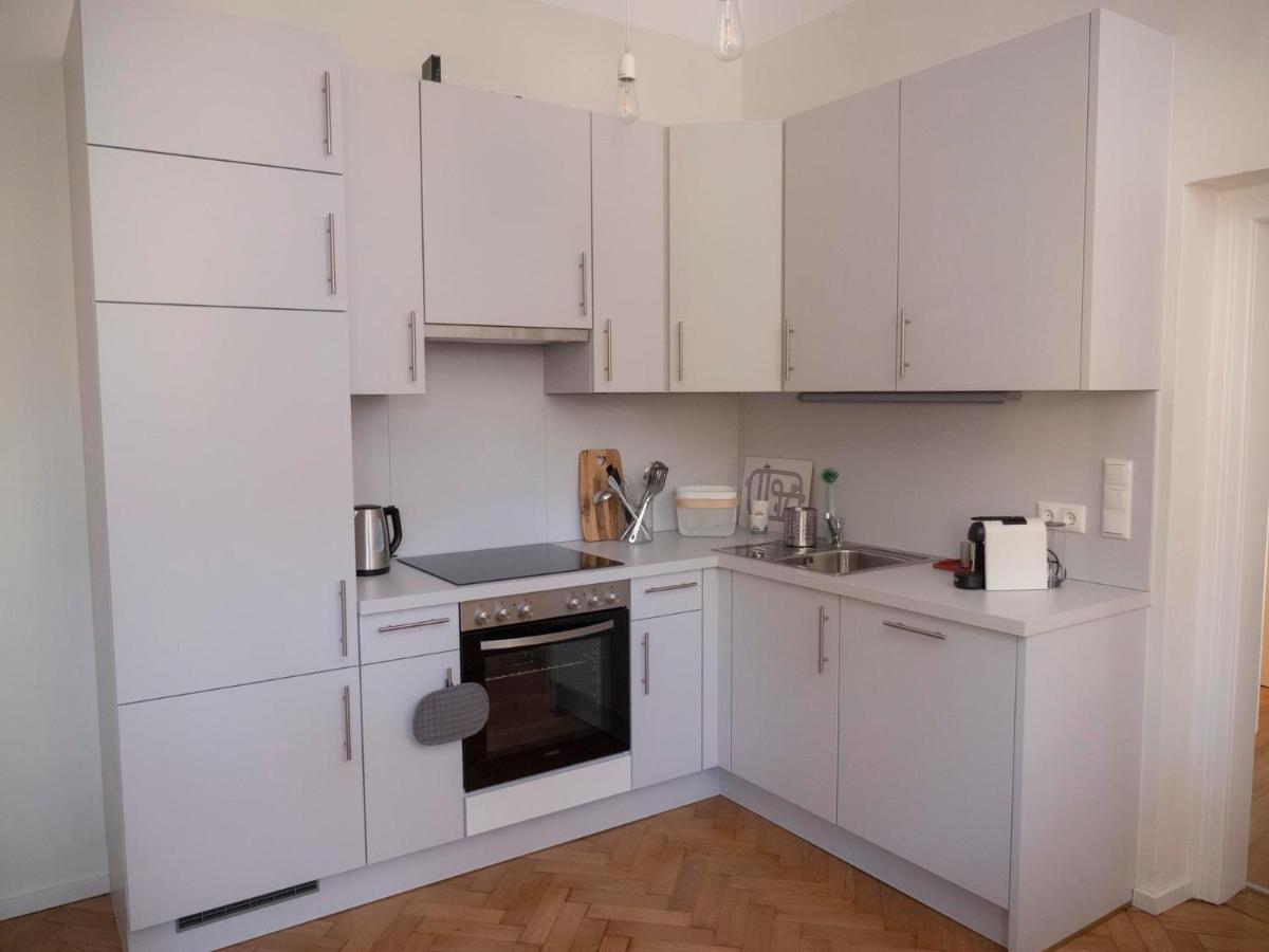 Red flat–enchanting-beside KF UNI–free parking Graz Eksteriør billede
